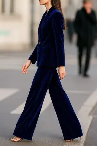 conjunto de traje y pantalón de terciopelo azul