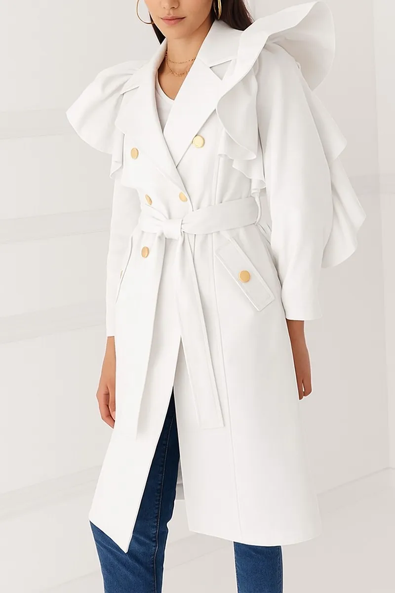 gabardina con volantes larga de color blanco