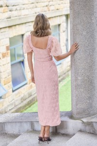conjunto Falda tul bordado flores rosa para invitada primavera