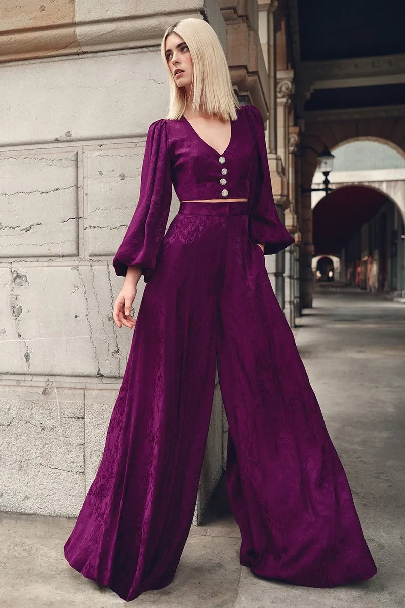 falda pantalon brocado morado invitada boda fiesta civil mama de