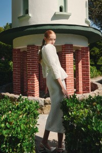 vestido brocado blanco con peplum manga abullonada de novia civil