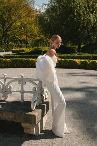 top corto corpiño brocado blanco para novia civil