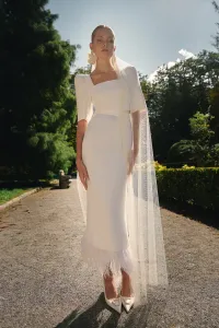 Top corto blanco para boda civil media manga