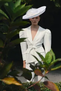 Chaqueta americana crepe blanco manga abullonada