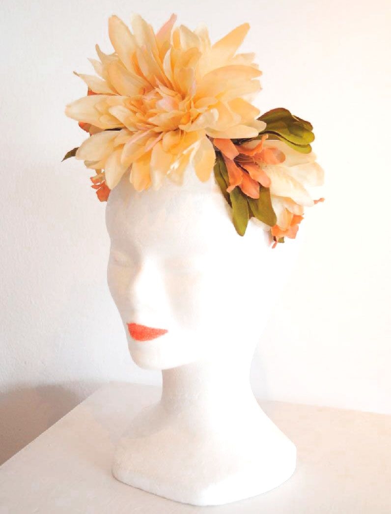 diadema corona de flores de bouret para invitadas boda coctel on line