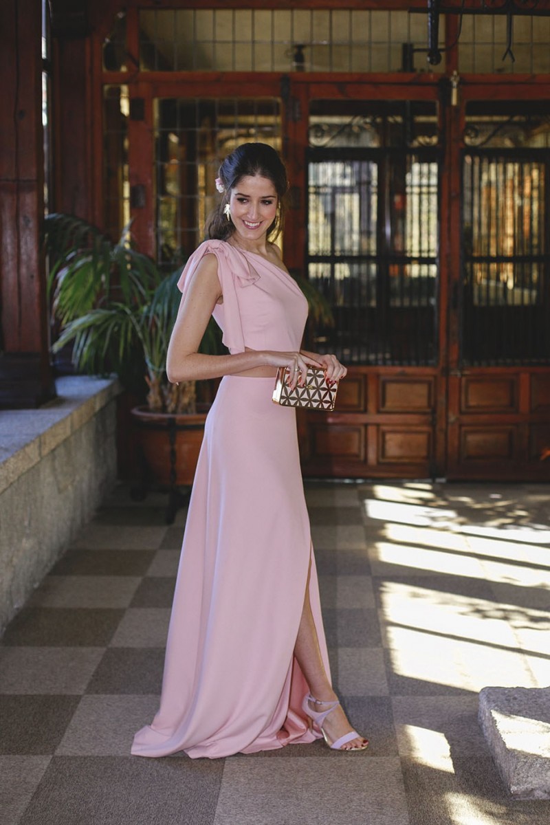 equipaje intimidad Con fecha de vestido largo rosa palo con abertura