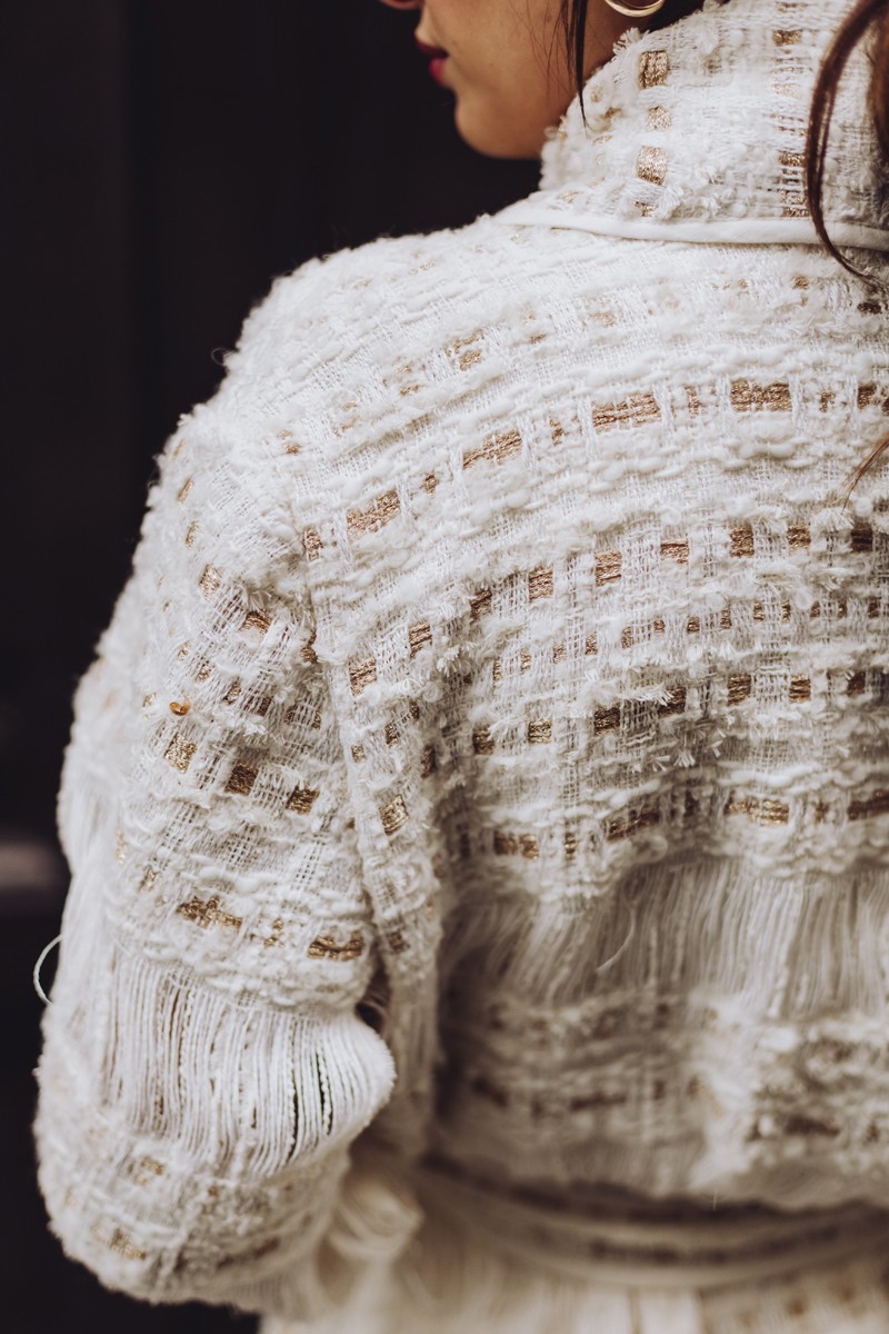 abrigo de chanel en blanco roto con flecos para novia civil, boda intima, madre de bautizo, comunion, shop online
