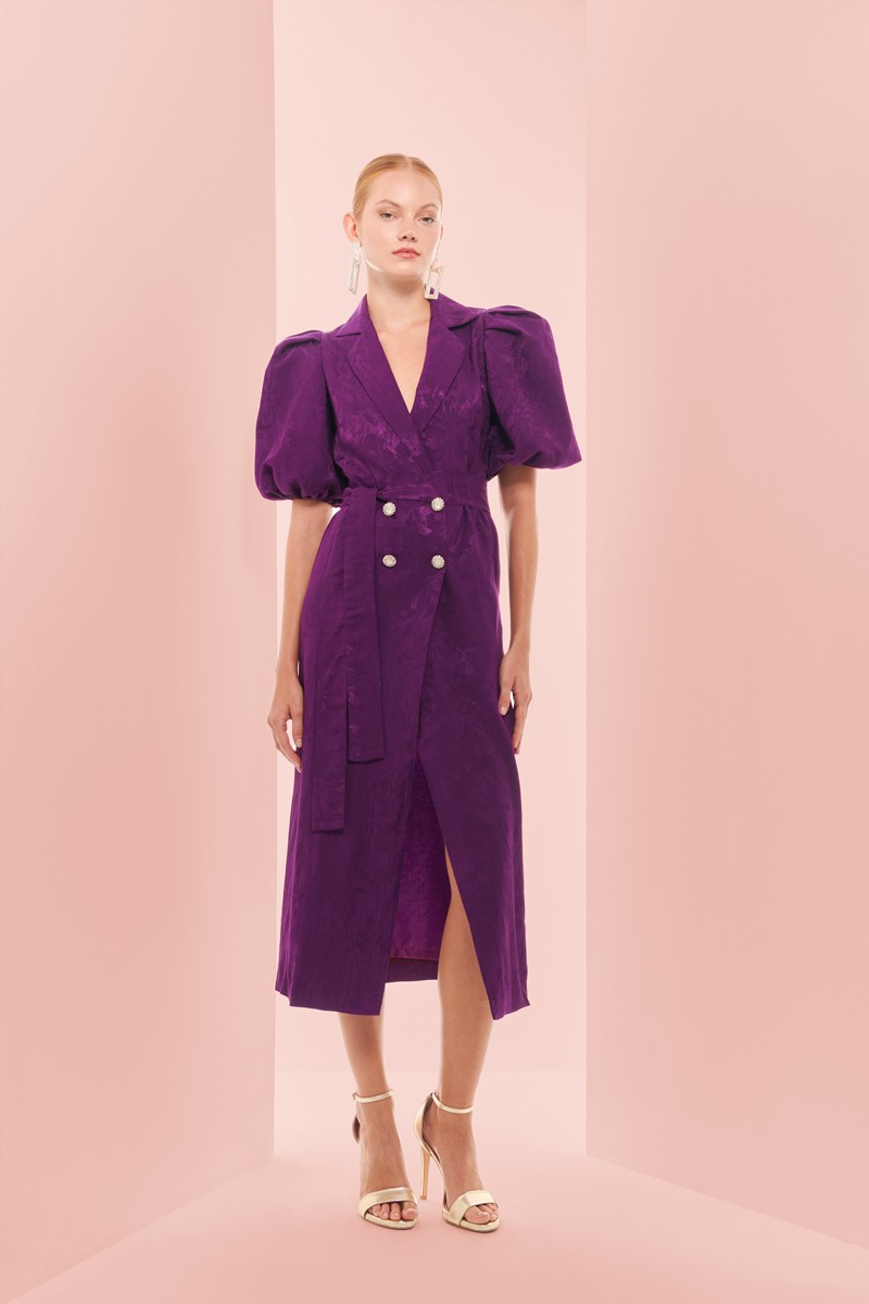 comprar online Vestido de fiesta midi con mangas abullonadas morado tornasolado con cuello y solapa , botones forrados y cinturon para invitadas boda, evento, fiesta, coctel, otoño fiesta navidad