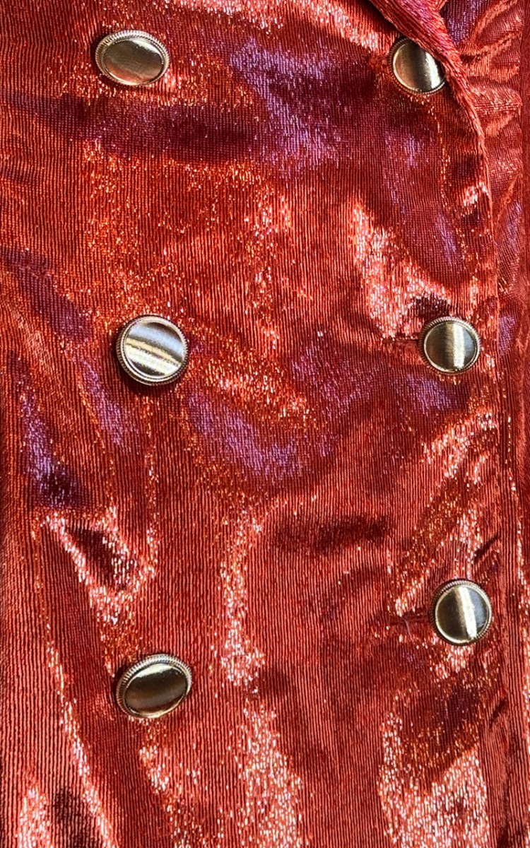 vestido esmoquin con cierre con doble botonadura de color dorado perfecto para eventos de invierno y noche como navidad o nochevieja