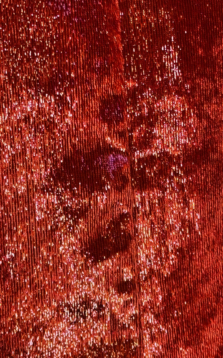 vestido esmoquin confeccionado con terciopelo naranja de la máxima calidad para eventos de noche o de invierno