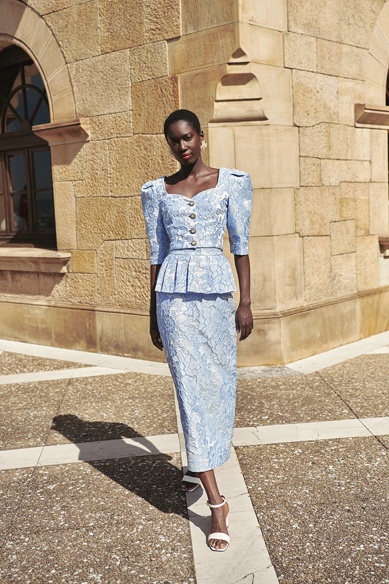 Falda brocado azul claro con peplum para invitadas a boda de dia, noche, bautizo, mamá de comunion, graduacion