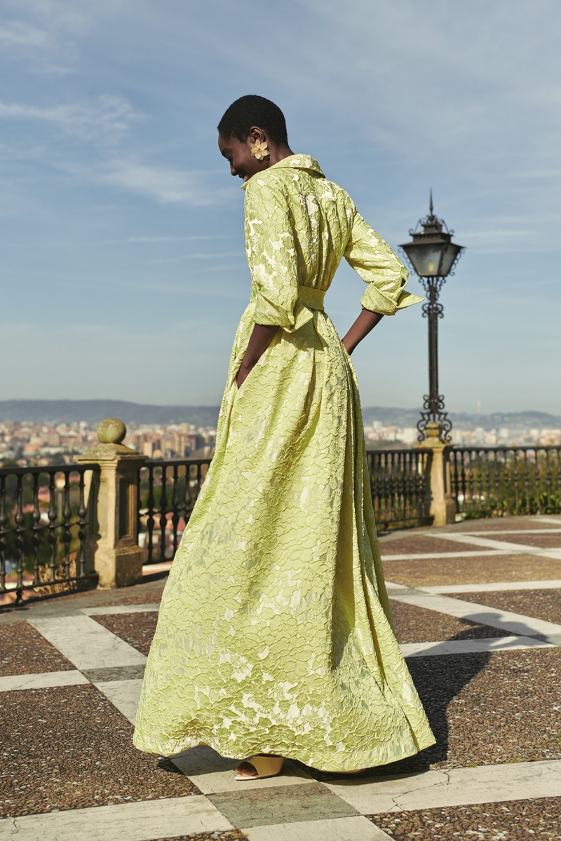 comprar Vestido de fiesta largo camisero en tejido brocado lima para invitada a boda, madrina, hermana de la novia o hermana del novio