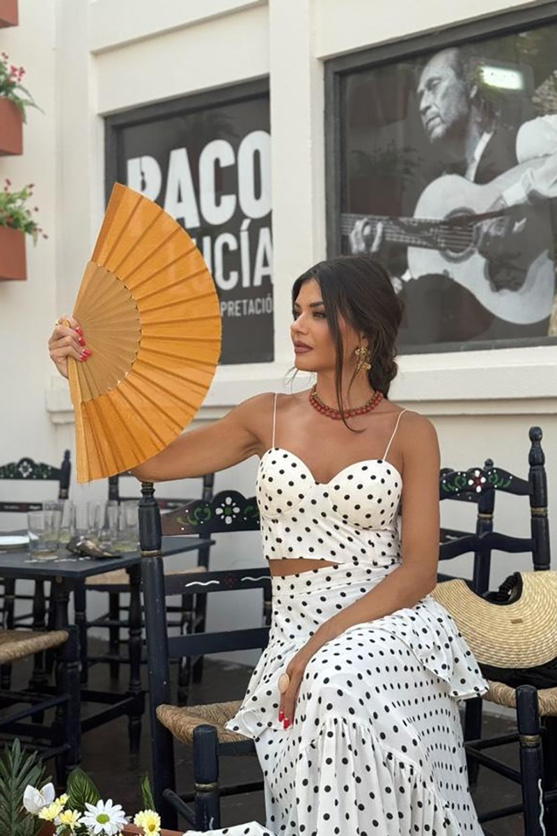 corpiño crepe de lunares blanco y negro invitada conjunto para boda de primavera verano, graduación o feria de abril