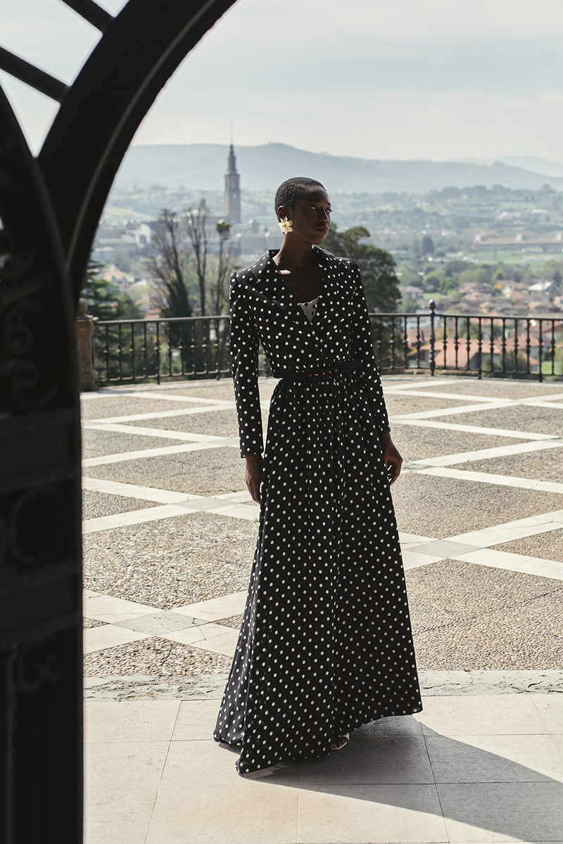 comprar online torera de lunares negra y blanca para invitada conjunto para boda de primavera verano, graduación o feria de abril