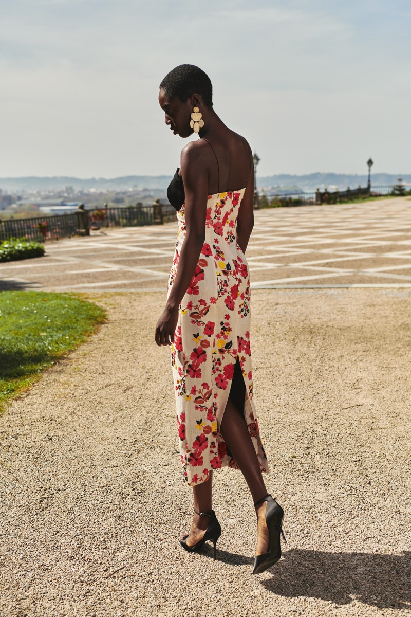 vestido de lino bordado flores con cazuelas de tulipanes para invitadas a boda de verano, fiesta, ocasión especial