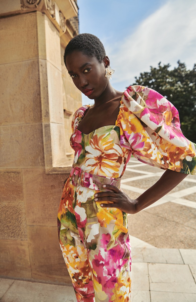 comprar Mono de flores con manga abullonada, pantalon pitillo para invitadas boda primavera verano compra online shop online evento apparentia